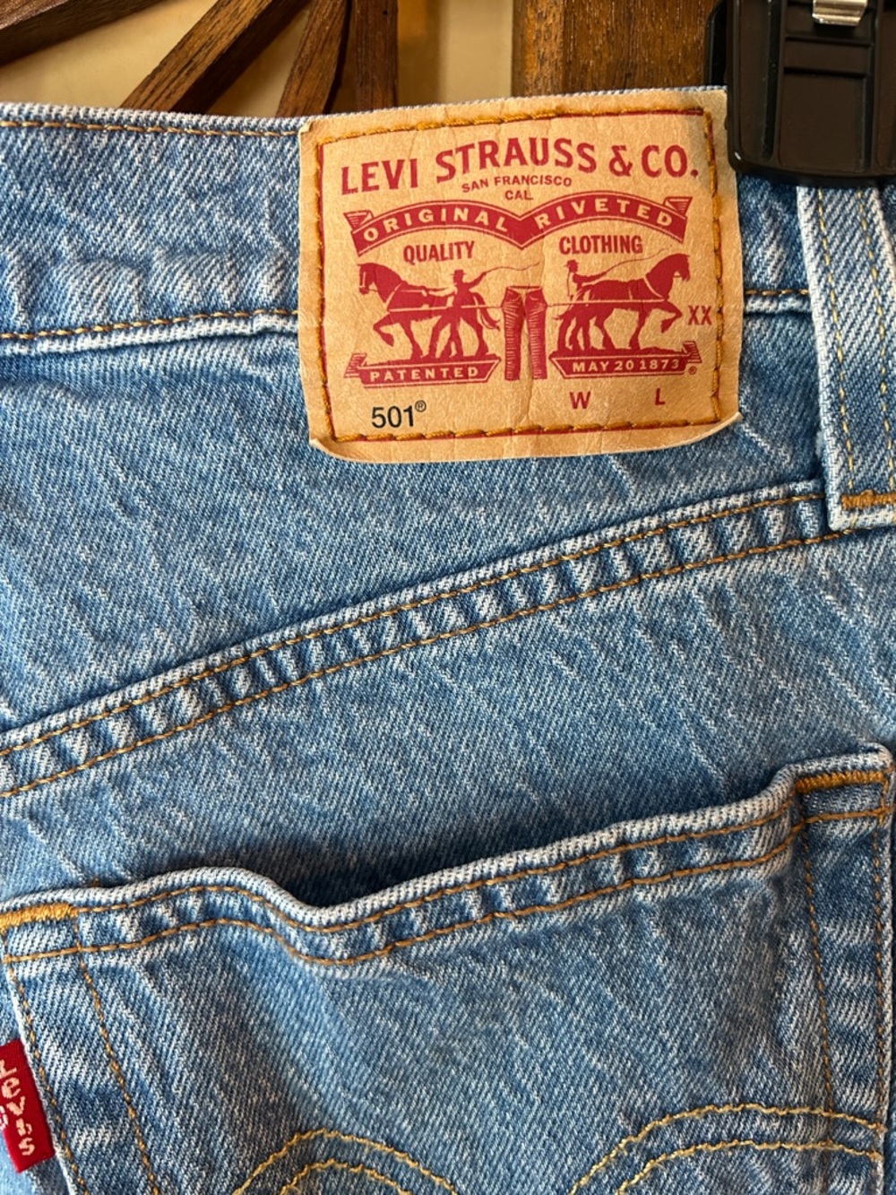 Levi's 501 button fly Light Blue Denim Jean Cutoff Shorts size 27 - Picture 2 of 5